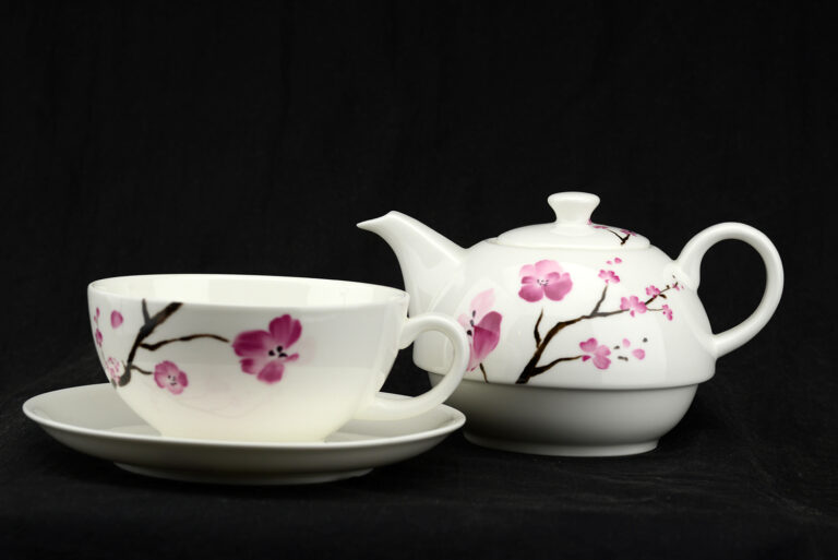 Sakura Duo porcelán teáskészlet