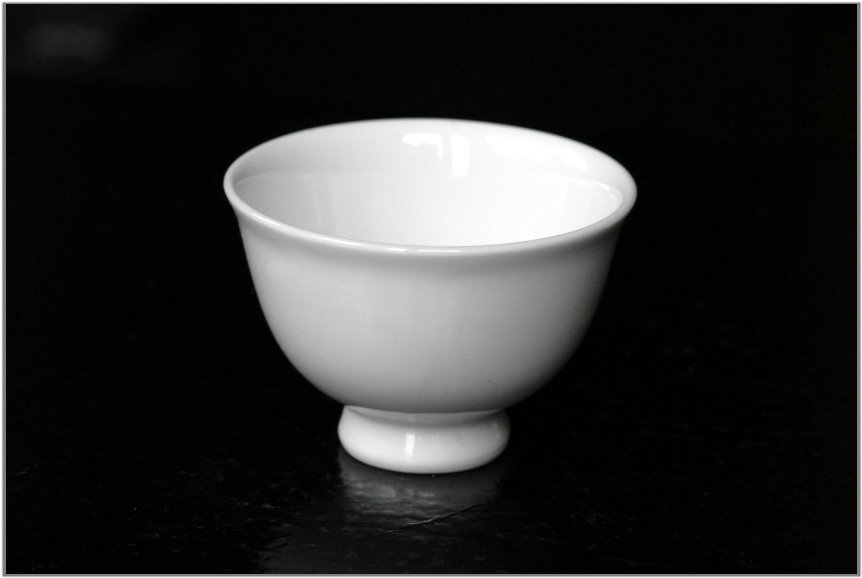 Fehér sencha porcelán csésze