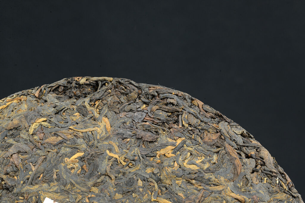 2001 勐海大益 7572 2001-Menghai-7572-aged-shu-puerh-tea