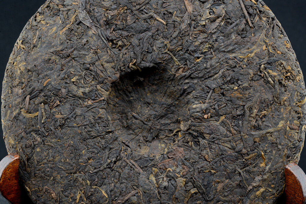 2001 勐海大益 7572 2001-Menghai-7572-aged-shu-puerh-tea