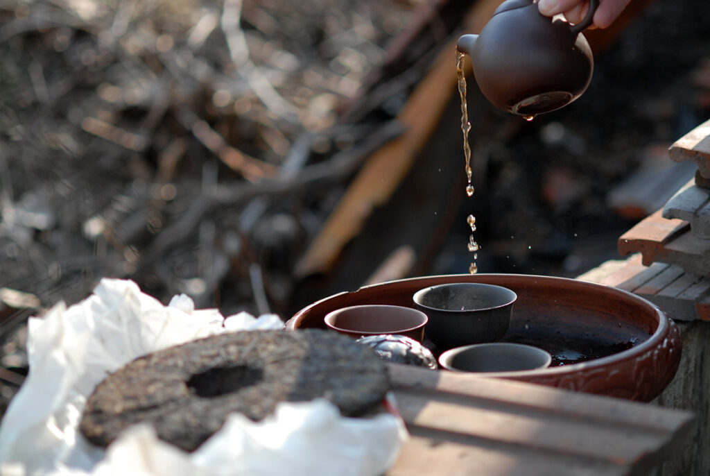 2001 勐海大益 7572 2001-Menghai-7572-aged-shu-puerh-tea