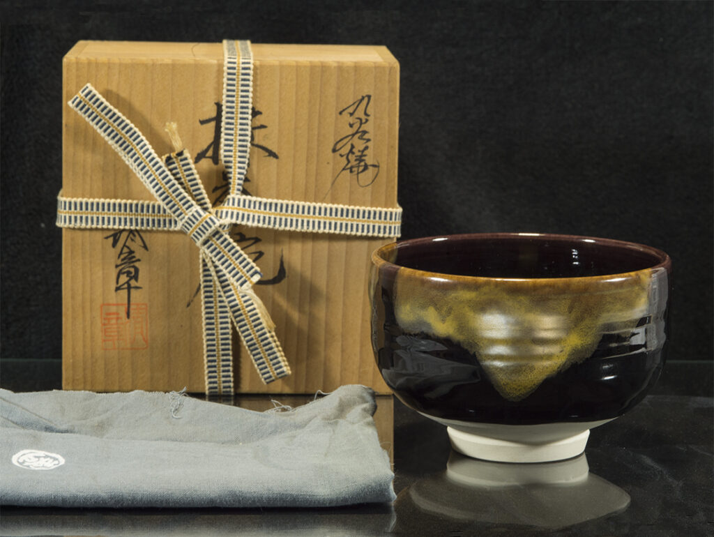 Aranyló Kutani chawan