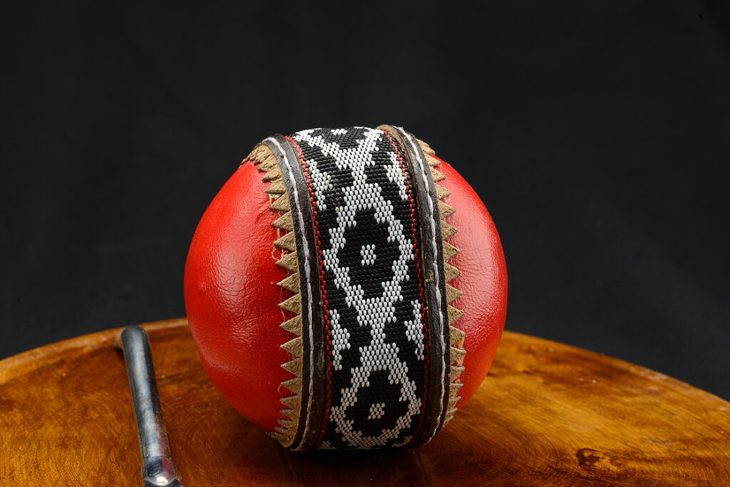 Tiki taka bőr mate tök