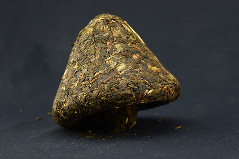 2006 Bulang hegyi gomba sheng puerh tea