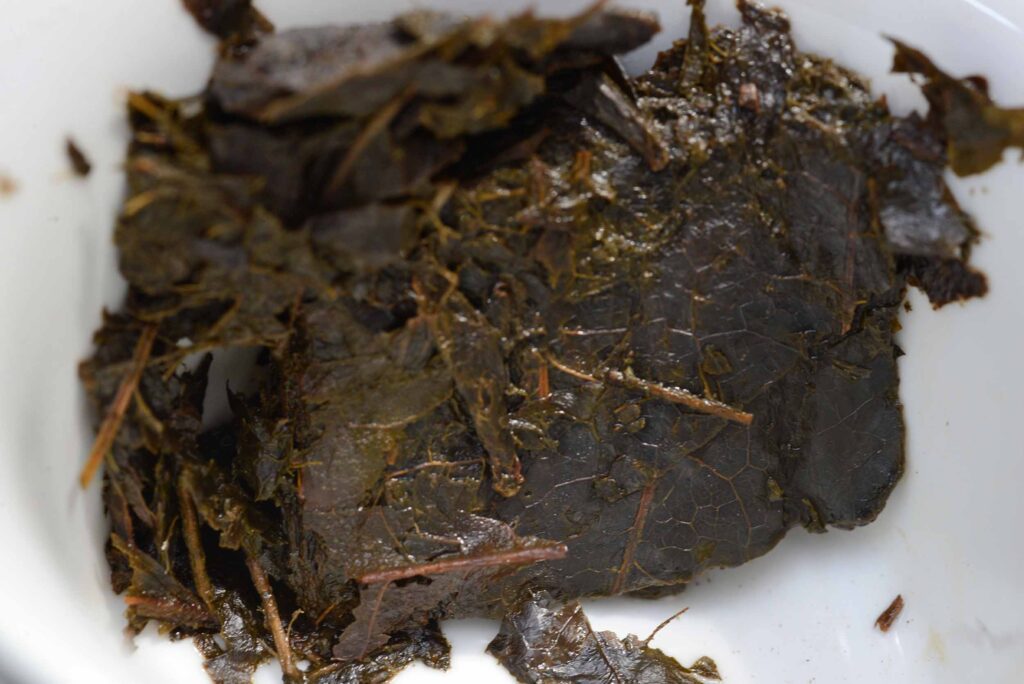 goishicha posztfermentált japán hei cha sötét tea