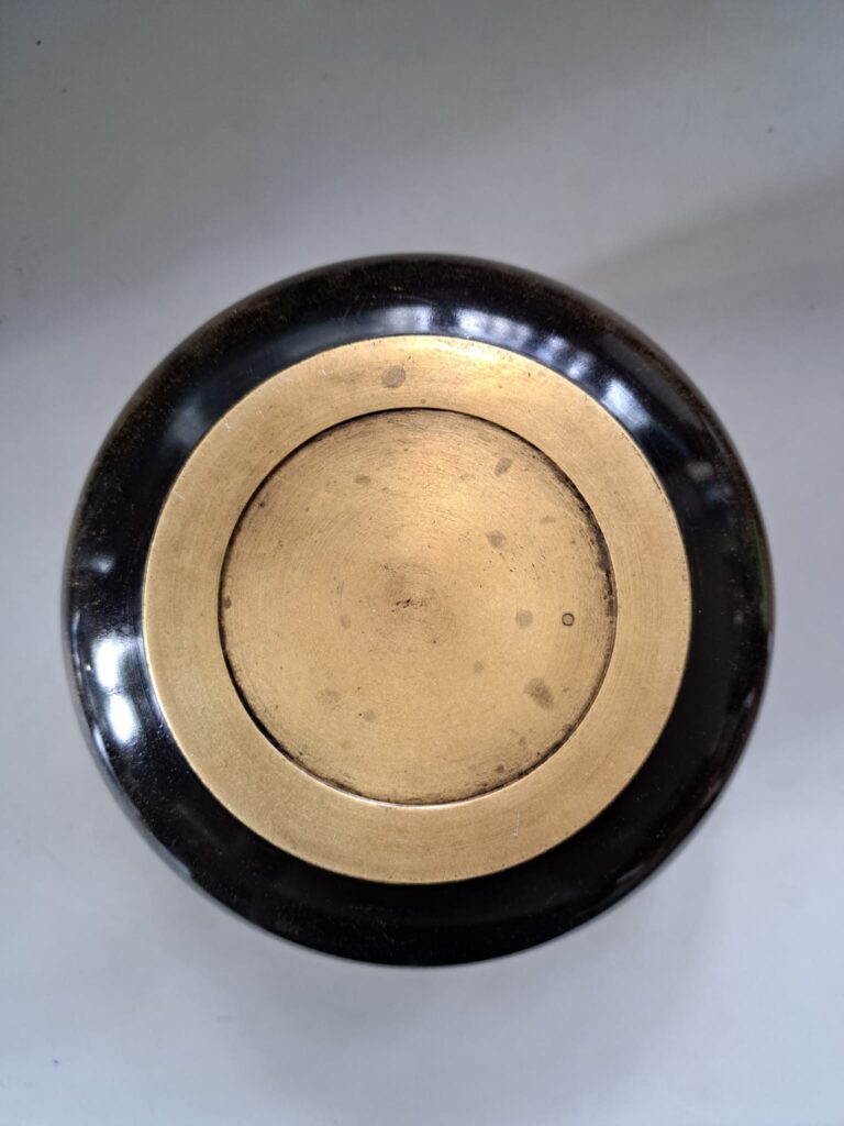 Bronz kensui japán használtvíz tartó