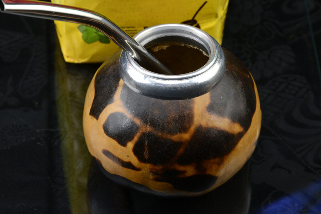 Pantera mate tök bombillával