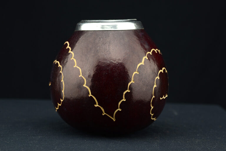 Bordó mate tök bombillával