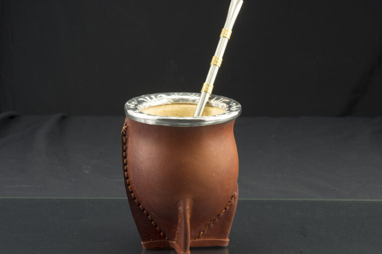 Kamionos bőrtök vörös