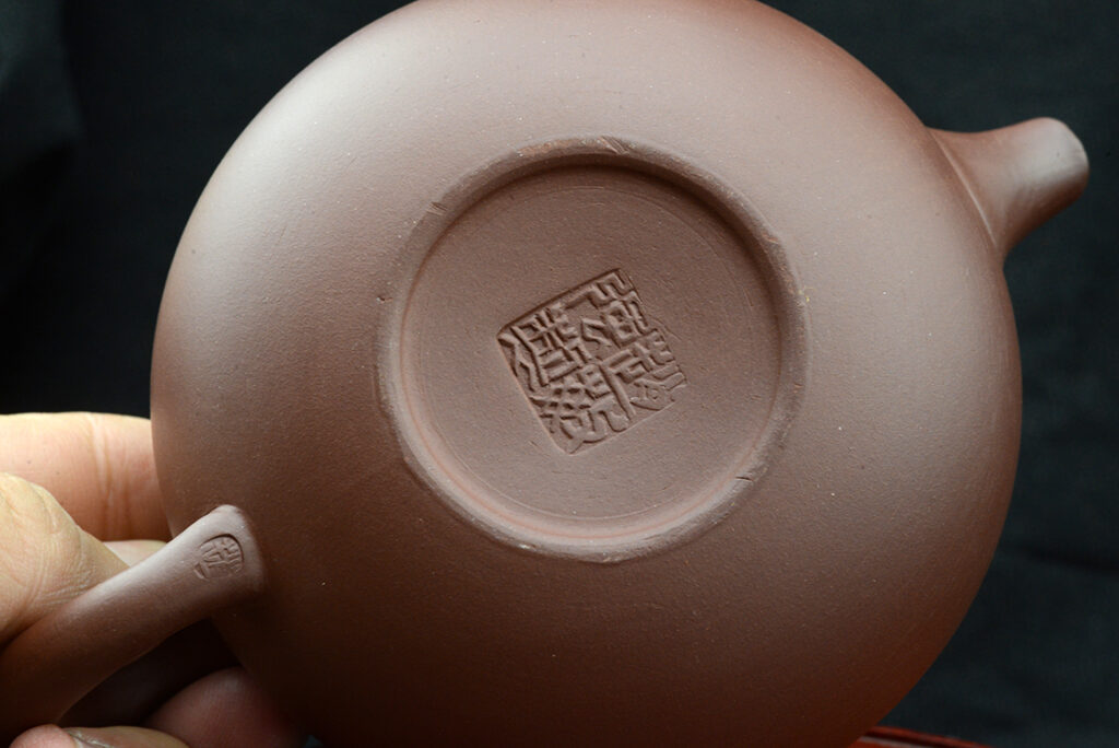 Gömb xi shi yixing teáskanna