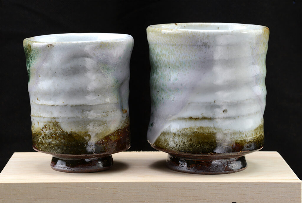 Szivárványos sansai teáscsésze pár