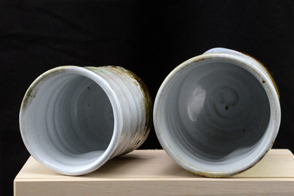 Szivárványos sansai teáscsésze pár