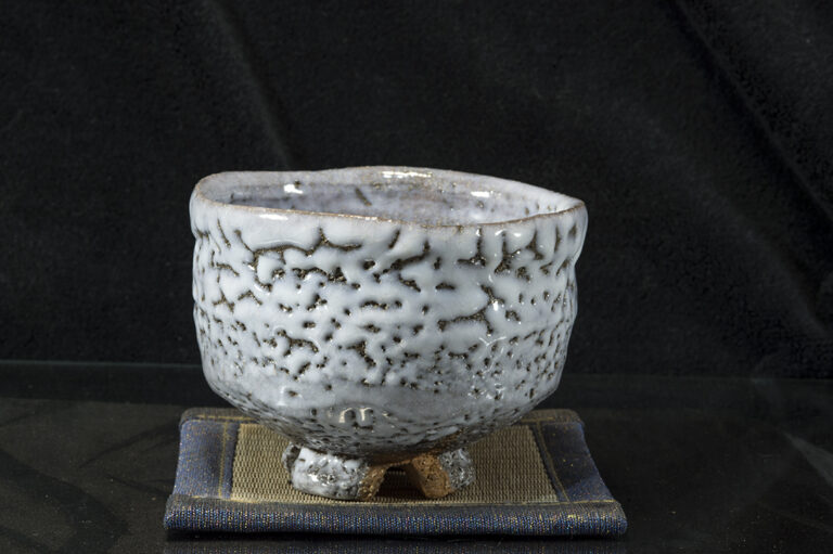 Koyo-Hayashi-Japan-Hagi-chawan-matcha-teascsesze