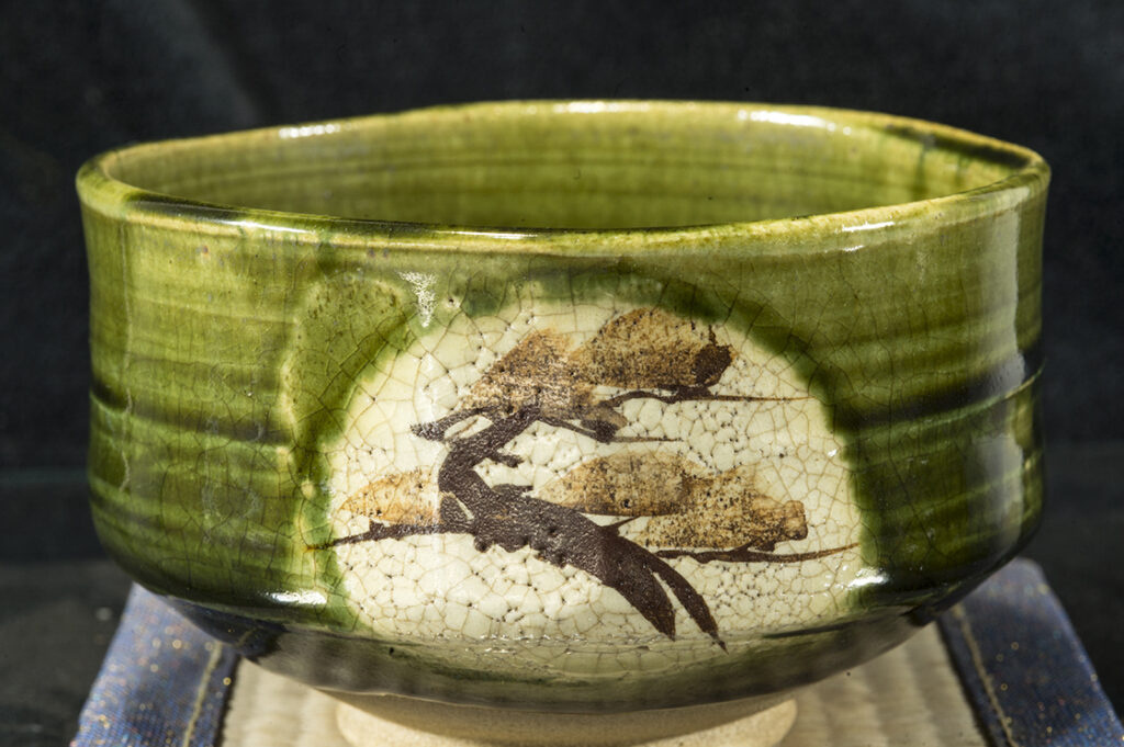 oribe-chawan-japan-matcha-teascsesze