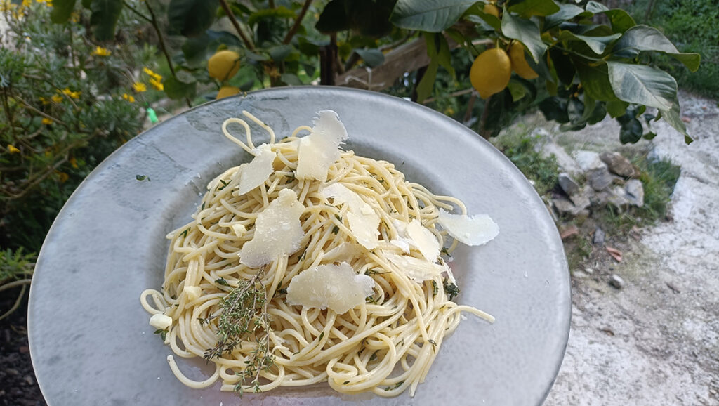 a herbaséf kakukkfüves tészta