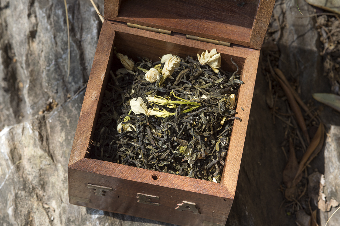 organikus-jazmin-zold-tea-