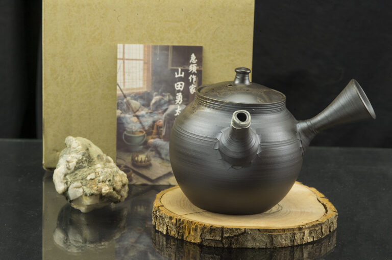 japan-tokoname-teaskanna-yutaro-yamada